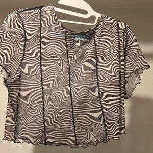 Black and White Patterned Women's Top